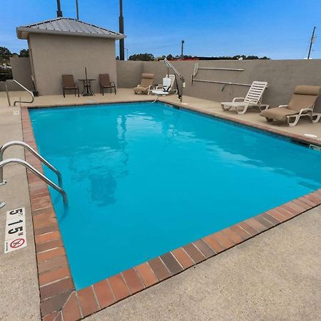 Quality Inn & Suites Pearl-Jackson エクステリア 写真