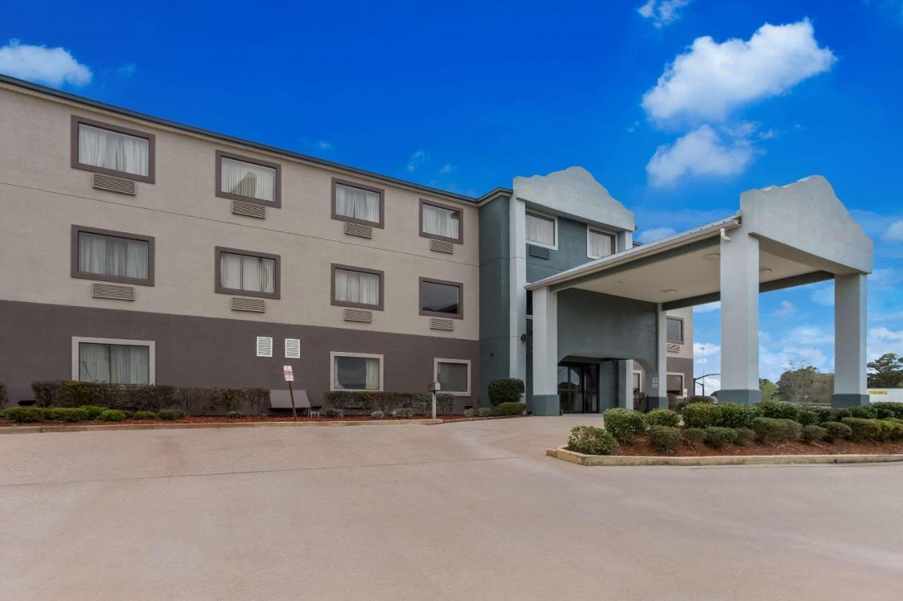 Quality Inn & Suites Pearl-Jackson エクステリア 写真