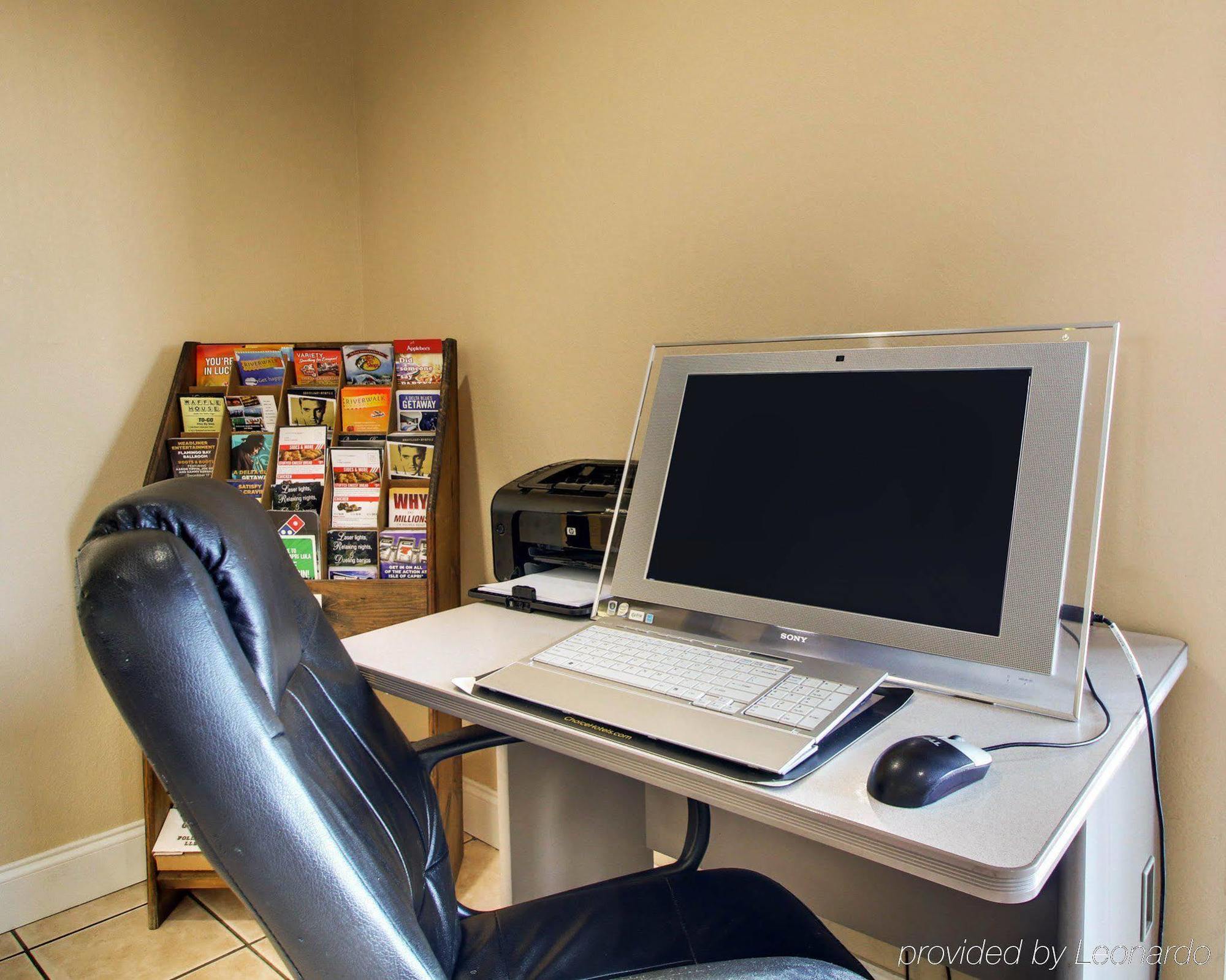 Quality Inn & Suites Pearl-Jackson エクステリア 写真