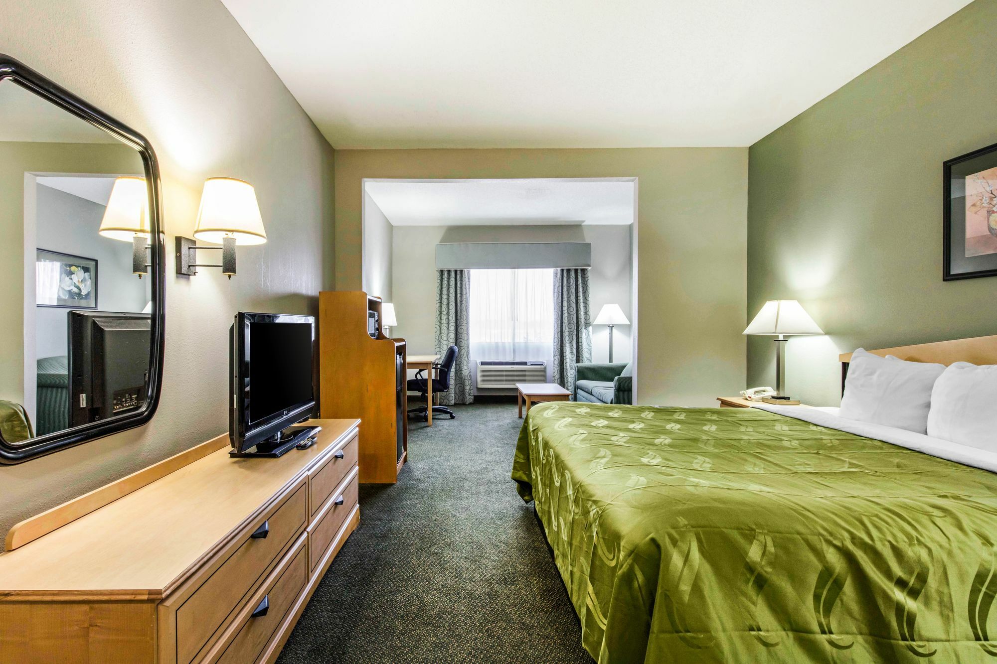 Quality Inn & Suites Pearl-Jackson エクステリア 写真